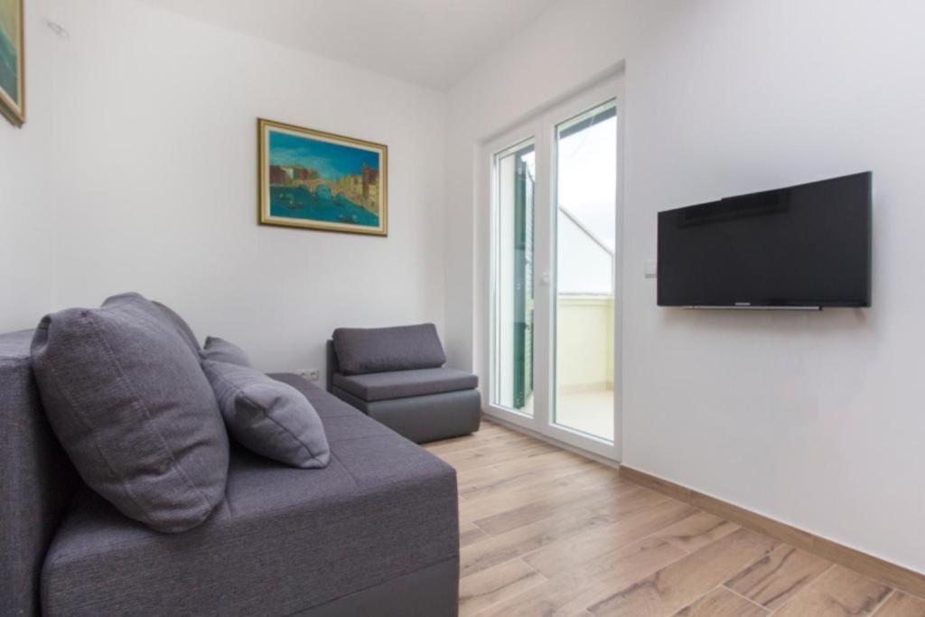 Riva 2 Lägenhet Krapanj Exteriör bild